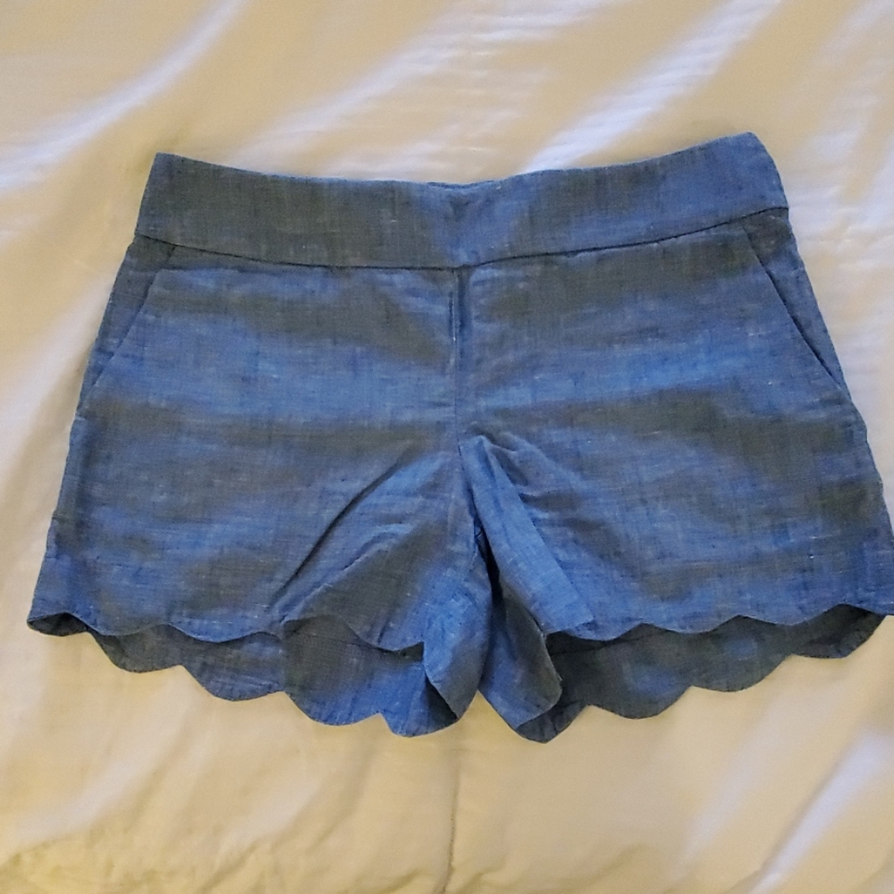 LOFT Scalloped Riviera Shorts